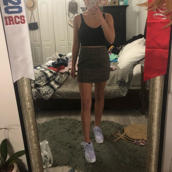 Skirt - Picture 2 of 2